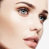 This image represents a nose job patient and plastic surgery procedure.Natural Look Institute is a plastic surgery and cosmetic surgery clinic located in New York City. Dr. Shahar is the best plastic surgeon in NYC